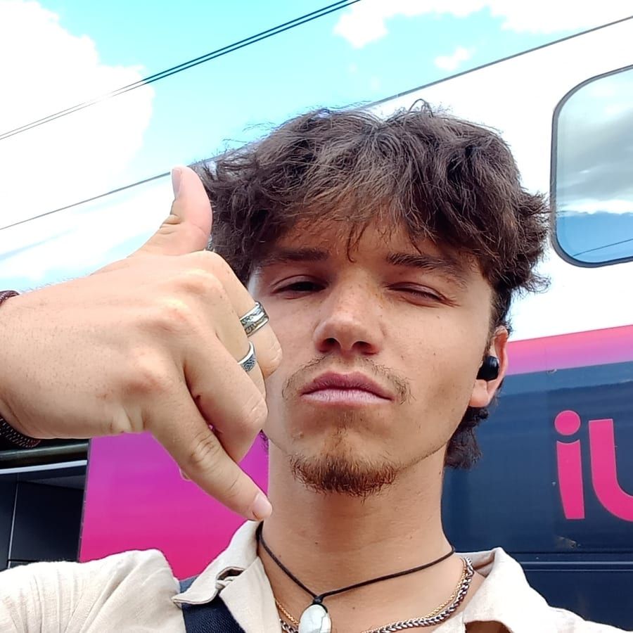 Perfil de Emrik
